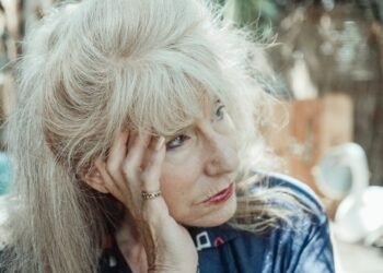 Stop Fighting With Your Hair Thanks To These Hair Care Tips